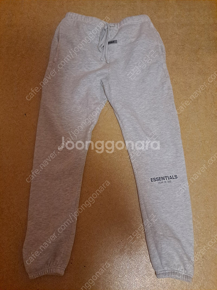 에센셜 피오갓 후드티, 바지 세트 판매합니다.--4